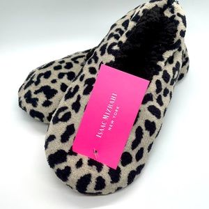 Leopard Print / Faux Fur - Isaac Mizrahi slippers.  Women’s medium. NEW w/tags.